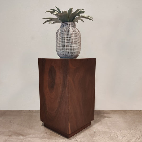 Gualdra parota solida- Solid parota side table*