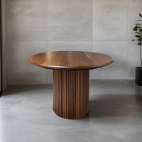 Mesa Moneo / Moneo table